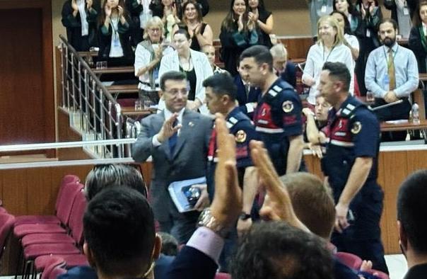 Ekrem İmamoğlu, Akın Gürlek davasında ceza aldı