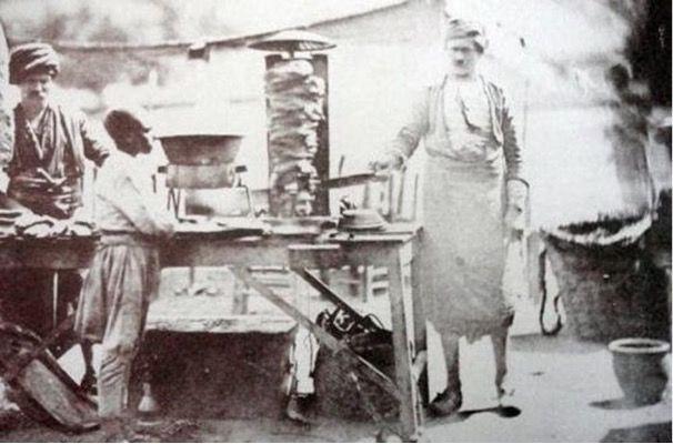 Dönerin bin yıllık tarihi, belgelerle Avrupa Komisyonu'na sunuldu