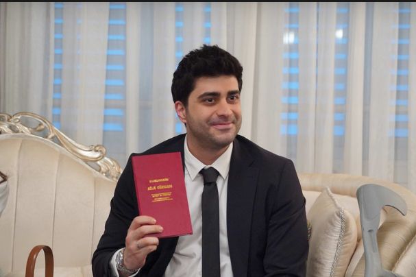 Kızılcık Şerbeti CANLI İZLE! Show TV Kızılcık Şerbeti 88. bölüm canlı izle! Son bölümde neler oldu? Show TV 14 Şubat Canlı izle!