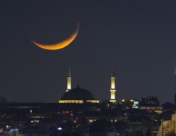Hilal göründü mü, 2026 Arabistan'da hilal göründü mü?