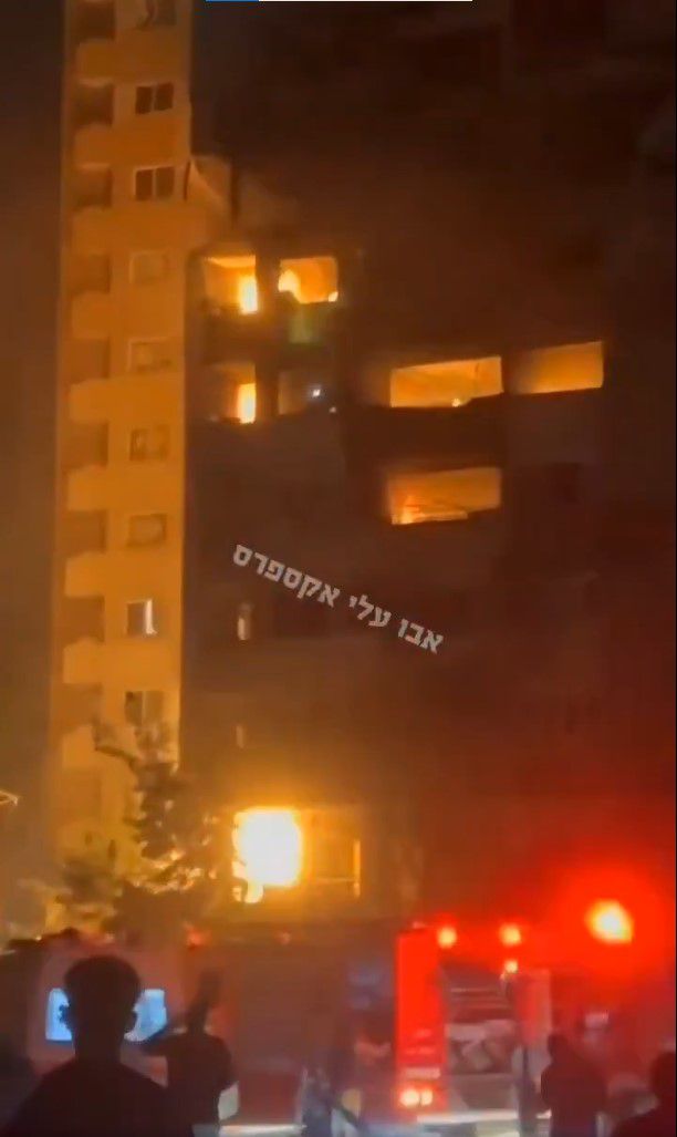 İşte İsrail'in İran saldırısından ilk görüntüler