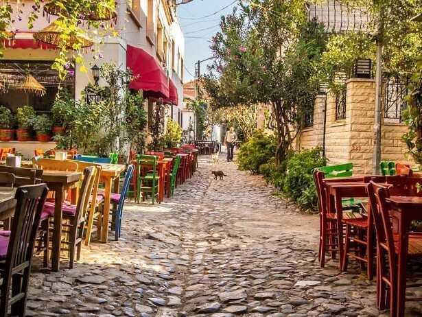 Cunda Adası nerede, nasıl gidilir? Cunda Adası arabayla giriş var mı? Cunda Adası giriş ücretli mi?