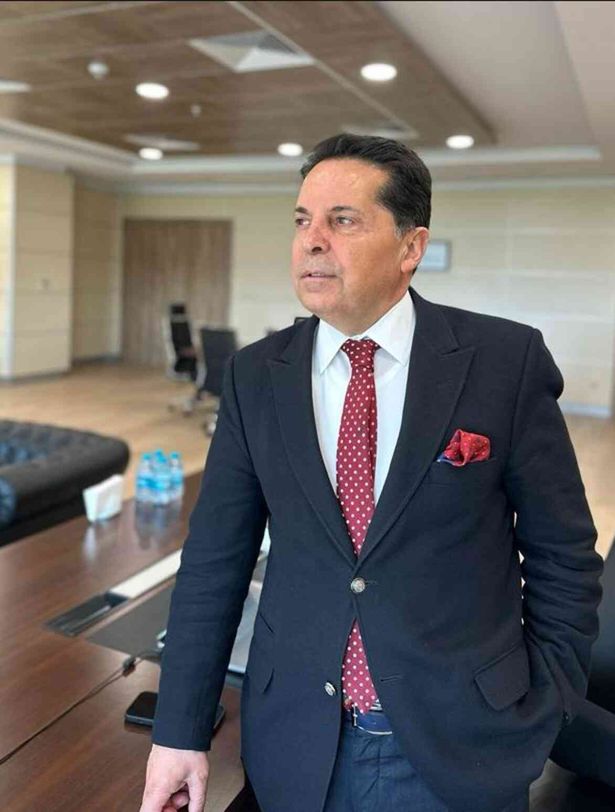 Ahmet Özer neden gözaltına alındı? Esenyurt Belediye Başkanı gözaltına mı alındı?