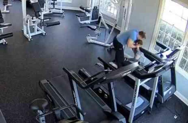 ABD'de bir baba, şişman olduğunu düşündüğü 6 yaşındaki oğlunu zorla koşu bandında koşturarak ölümüne sebep oldu