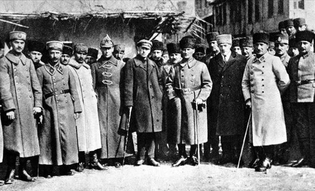 Zafer Bayramı'nın 103. yılı! Tarihin akışını değiştiren zafer