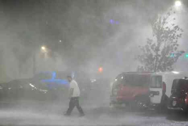 Milton Kasırgası Florida'yı Vurdu: 2,2 Milyon Kişi Elektriksiz Kaldı