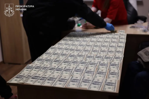 İnsanlık dışı olay: Yeni doğan bebeğini satmaya çalışan çift tutuklandı