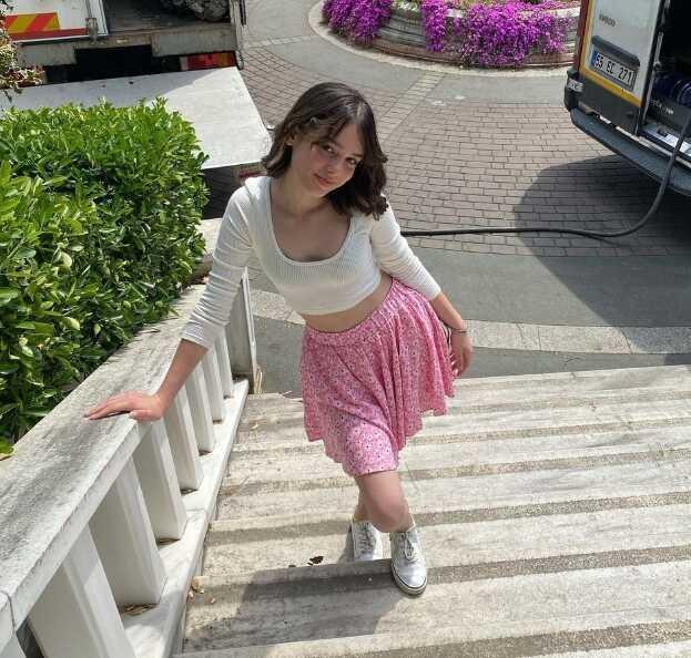 Ülkü Hilal Çiftçi kimdir? Kaç yaşında, nereli, boyu kaç? Ülkü Hilal Çiftçi oynadığı diziler!