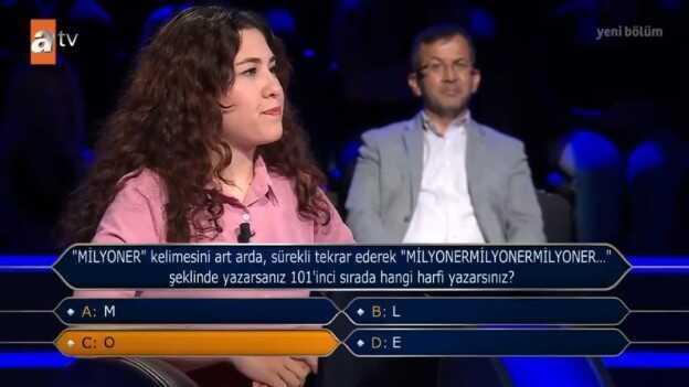 'MİLYONER' kelimesini art arda, sürekli tekrar ederek... Kim Milyoner Olmak İster 17 Ağustos Sorusu Cevabı Nedir? 50 Bin TL'lik soru ve cevabı ne?