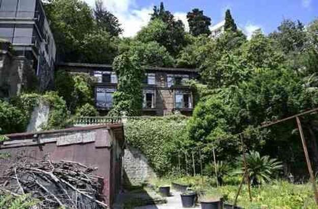 FETÖ firarisi AKIN İPEK'İN YALISI satışa çıktı mı, ne kadar? Koza-İpek Holding'e ait BEYAZ KÖŞK ne kadara satılıyor, kaç TL?