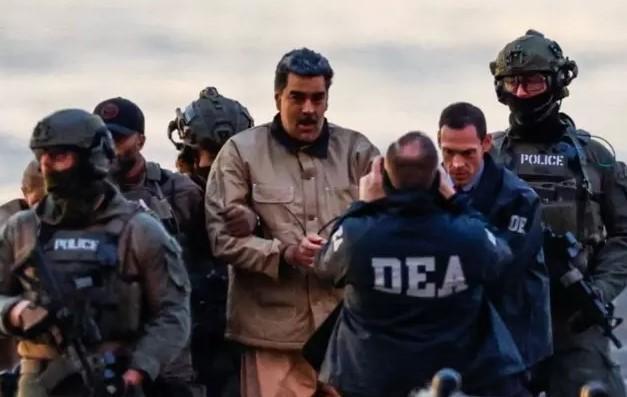 Duruşmanın sonunda salon karıştı, Maduro tek bir cümle haykırdı