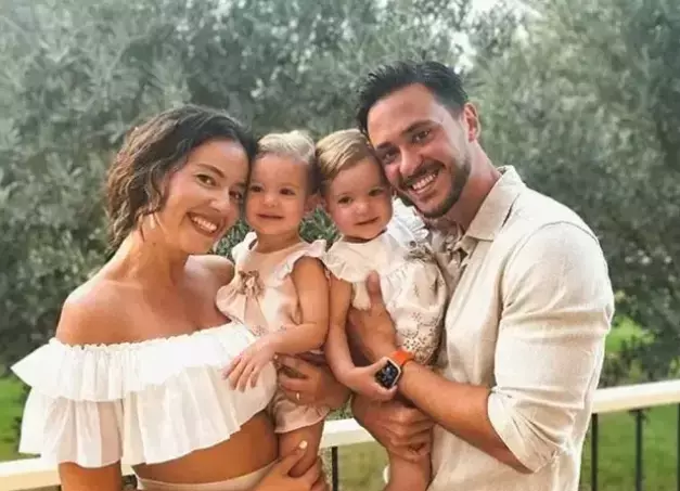 Pelın Akıl ve Anıl Altan'ın Boşanma Haberi: Ayrılık Resmen Onaylandı