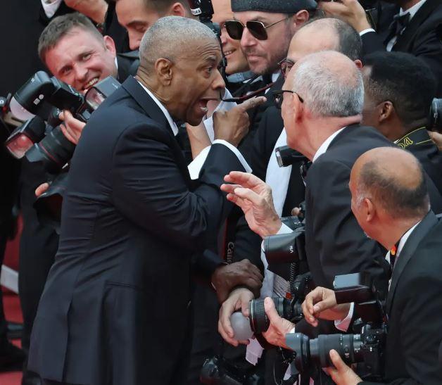 Ünlü aktör, Cannes Film Festivali'nde kendisine dokunan gazeteciye bağırdı
