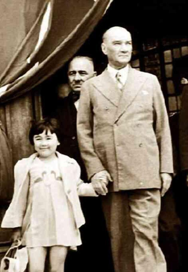 Atatürk 23 Nisan'ı neden çocuklara armağan etti? 23 Nisan Çocuk Bayramı neden ilan edildi, neden kutlanır?