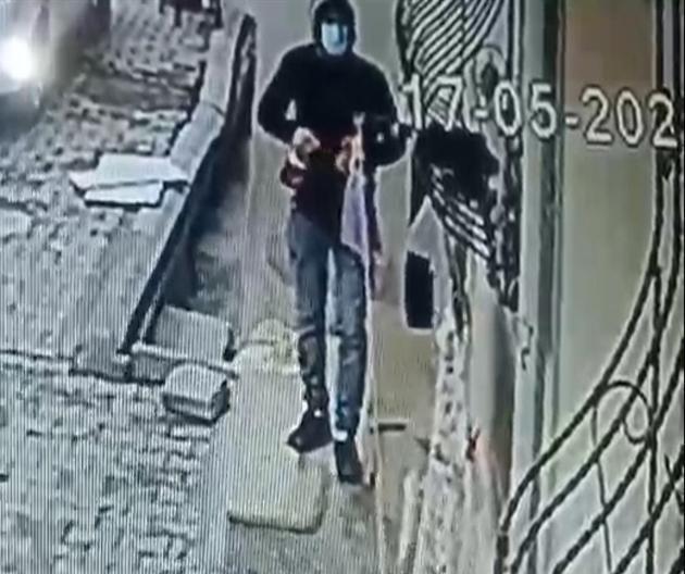 Boşanma aşamasındaki eşinin ailesine kezzapla saldırdı