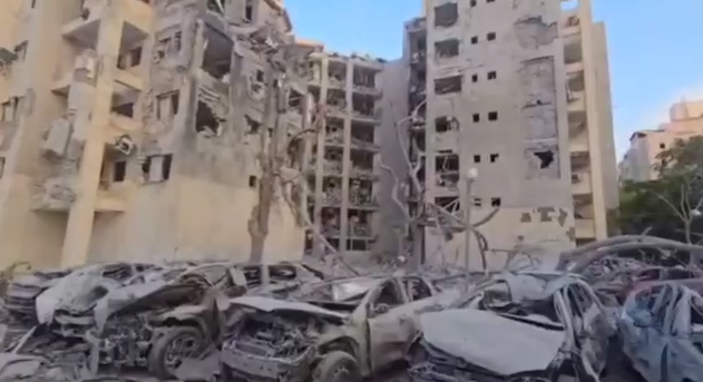 İran ateşkes öncesi Beerşeba'ya bomba yağdırdı! 11 ölü, yüzlerce yaralı var