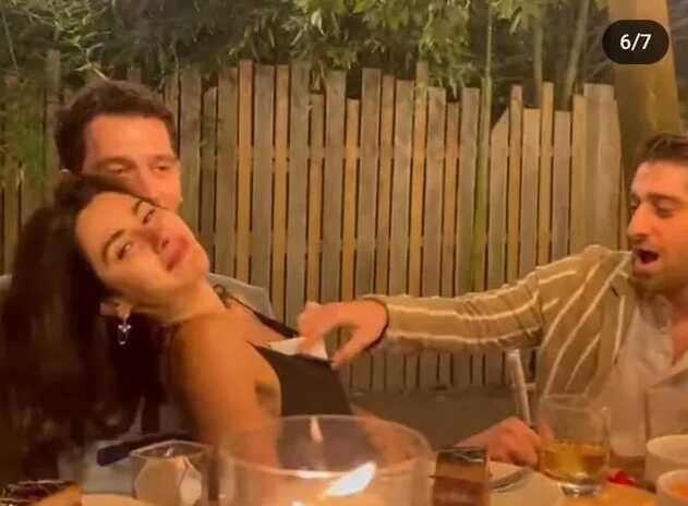 Nesrin Cavadzade'nin göğsüne para sıkıştırdığı anlar çok konuşulan Bora Akkaş, eşinden özür diledi