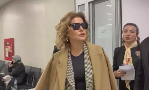 7 Ekim 2024 tarihinde hayatını kaybeden Sıla bebekle ilgili sosyal medya üzerinden yaptığı paylaşım nedeniyle gündeme gelen ünlü şarkıcı Gülben Ergen, bu olay sonrasında savcılığa çağrılmıştı. Bugün, İstanbul Adalet Sarayı'nda ifade vermek üzere bulunan Ergen, adliye çıkışında gazetecilerin sorularını yanıtladı. Hissettiklerini ve durumu nasıl değerlendirdiğini anlatan ünlü sanatçı, oldukça yoğun ilgi gören bu süreç hakkında detaylar verdi.