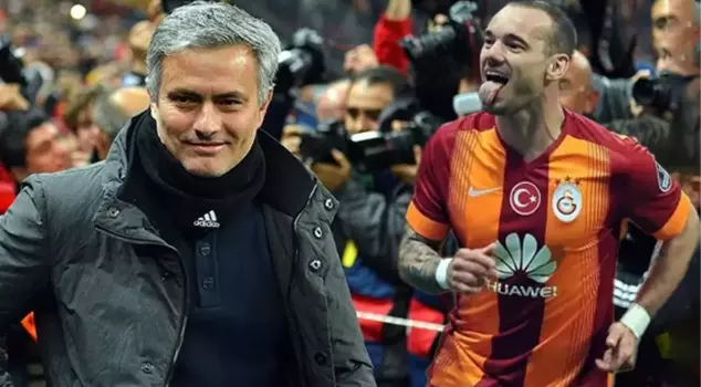 Wesley Sneijder has spoken with Jose Mourinho.