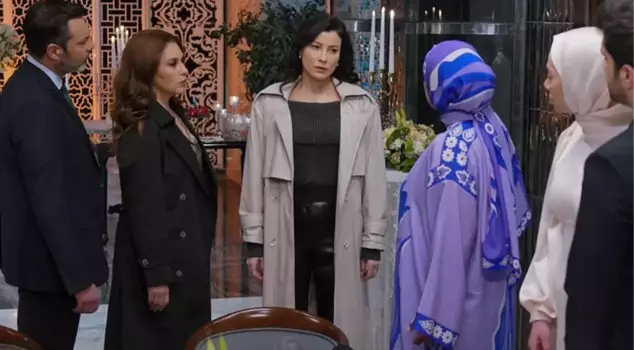 Goodbye one after another in the Cranberry Syrup series! Müjde Uzman and Selin Türkmen are leaving the cast.