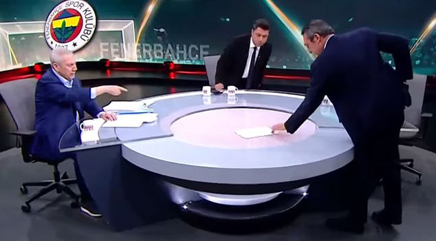 Made a mark on the live broadcast! Ali Koç jumped up from his seat upon hearing Aziz Yıldırım's offer.