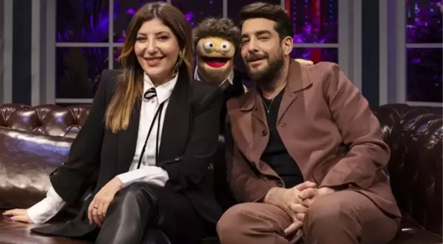 Şebnem Bozoklu and Enis Arıkan will take on the hosting duties of the Password Turkey competition.