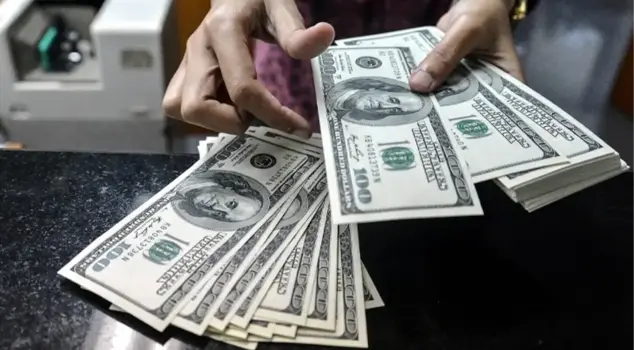 The Dollar/TL started the day with an increase.