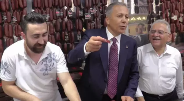 Visit to the tradesmen by Minister Yerlikaya! His witty response to those who warned him made everyone smile.