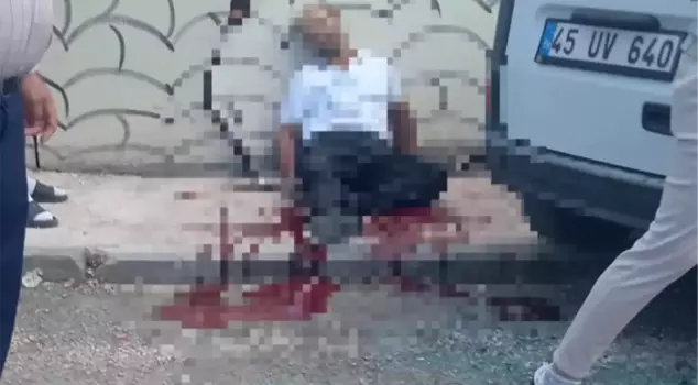 Families also got involved in the pool fight of the children! They murdered the 45-year-old man by stabbing him.