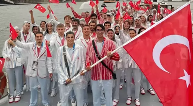 The uniforms of Turkish athletes that have caused controversies will be redesigned.