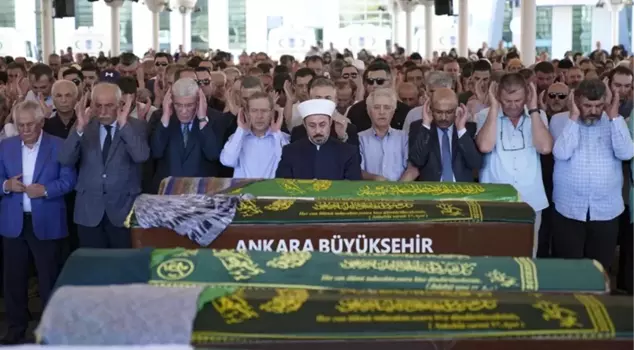 The grandmother, who was killed by the son of former Minister Abdüllatif Şener, was bid farewell on her final journey.