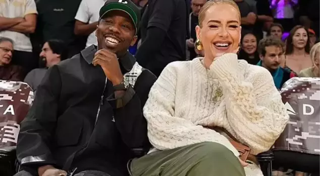 Adele confirmed that she got engaged to her boyfriend Rich Paul during her concert in Munich.