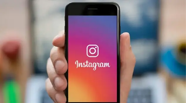 Instagram was reopened at 9:30 PM.