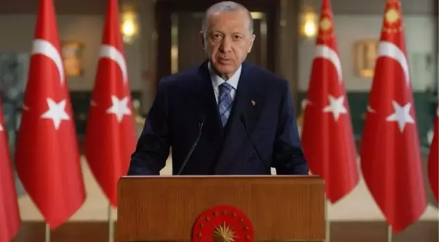 President Erdogan paid tribute to the martyrs Jandarma Astsubay Ferhat Gedik and Eren Bülbül.