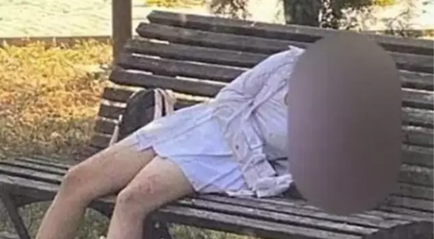 Голова 14-летней девочки оторвалась, когда осколок снаряда попал в нее, когда она сидела на скамейке в Украине.