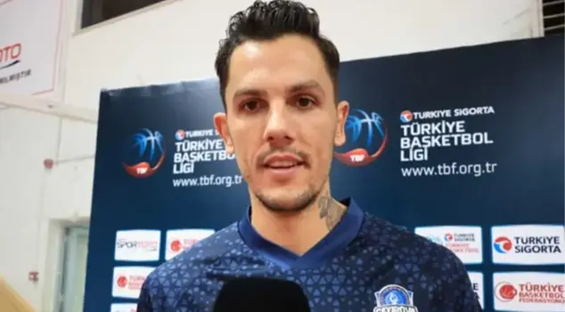 National basketball player Ilkan Karaman lost his life in a traffic accident.