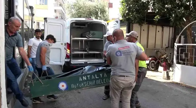 A chef in Antalya allegedly committed suicide due to gambling debt.