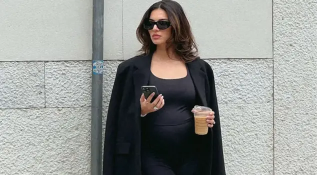 Melisa Aslı Pamuk, who is excited about her pregnancy, shares pictures with her baby bump.