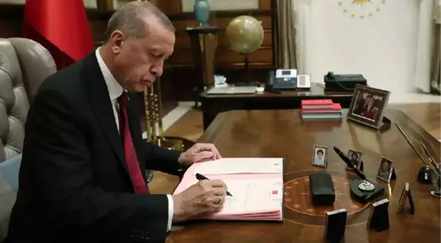 With Erdoğan's signature, some faculties, vocational schools, and institutes were closed at 4 universities.