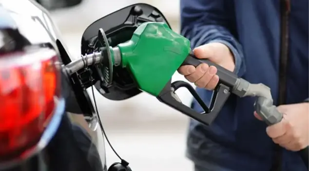 Starting from Tuesday, there will be an increase of 1 lira and 40 kuruş in the price of gasoline.