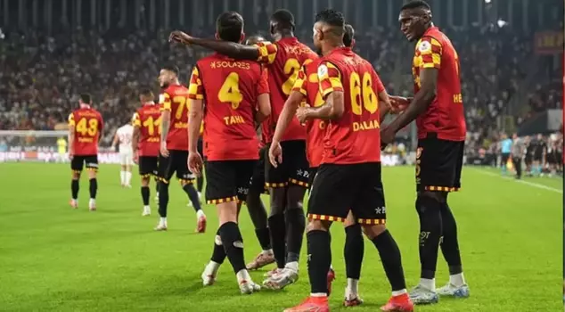 Запястье не сгибается! Гозтепе победил Кайсериспор со счетом 3-0.