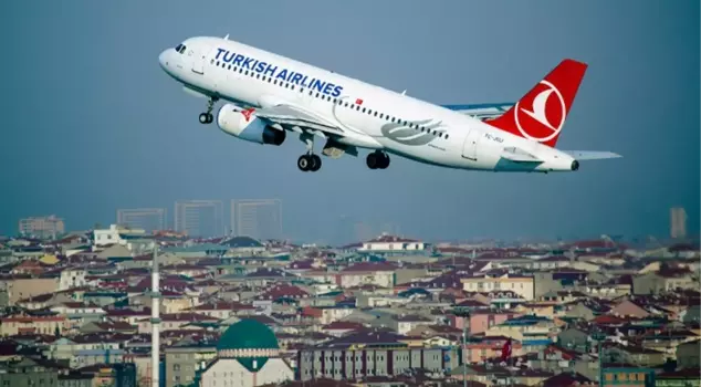 Turkish Airlines is acquiring Pakistan's major airline company.