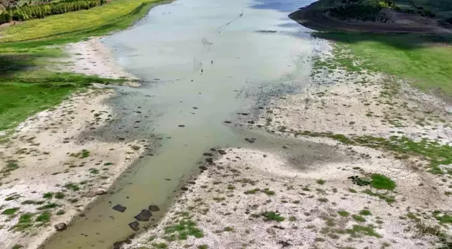 Despite the rainfall in Istanbul, the water levels in the dams have decreased.