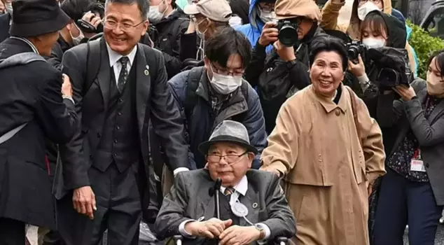 A man who was sentenced to death for killing four people in Japan has been acquitted 56 years later.