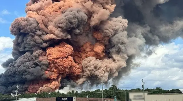 A toxic cloud that put the U.S. on alert! Highways and public buildings were closed, and evacuation orders were issued for 17,000 people.