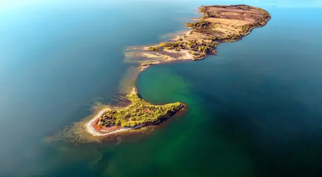 Island for sale in Konya! Selling for 9 dollars per square meter, experiencing a surge in demand.