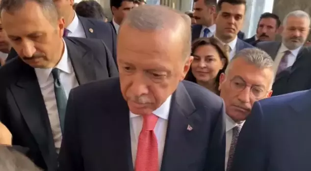 The question that President Erdoğan did not answer! He passed the ball to the reporter.