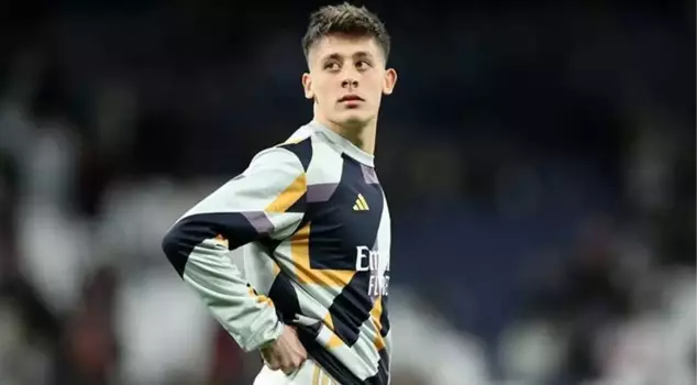 آرْدَا غُلَر، الذي يُتَحدث عن مغادرته ريال مدريد، كَسَرَ صَمْتَهُ.