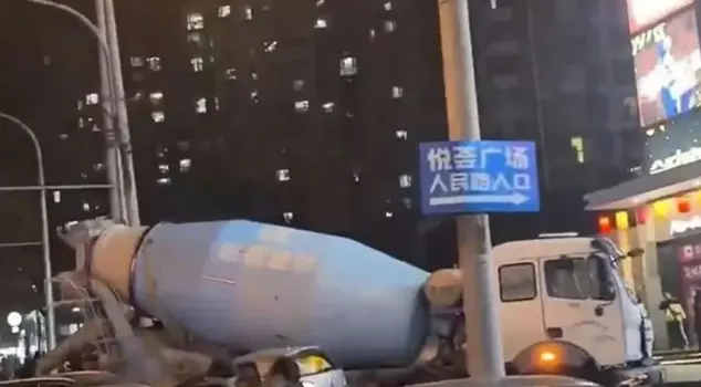 A tanker driver in China shouted, 