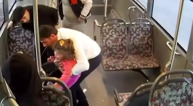 In Malatya, a bus driver saved a 2-year-old child using the Heimlich maneuver.